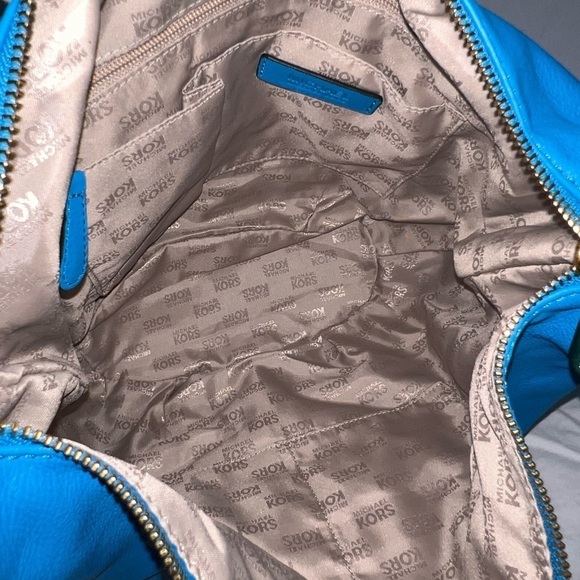 AUTHENTIC MK - MICHAEL KORS GENUINE LEATHER Aqua Blue SHOULDER BAG with WALLET - Picture 11 of 16